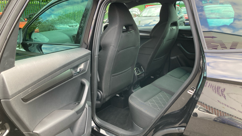 Skoda Karoq 1.5 TSI Sport Line 4x4 5dr DSG Petrol Estate